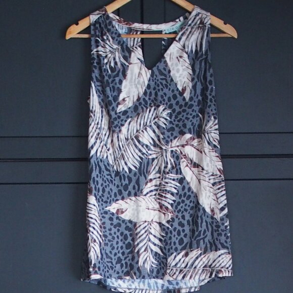 Cleo Petites | Sleeveless Animal Print Blouse